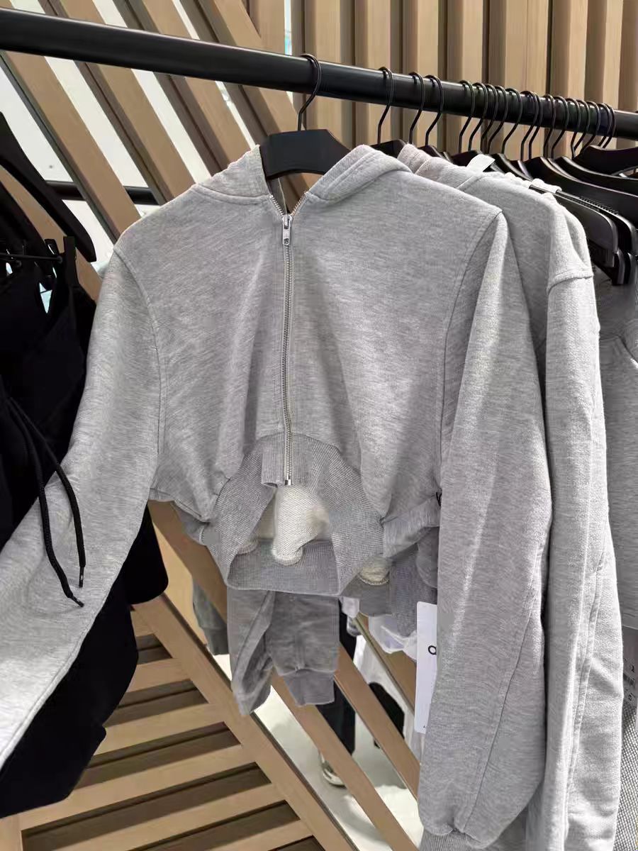 Women's Cropped Hooded Yoga Jacket – Slim Zip-Up Sports Top