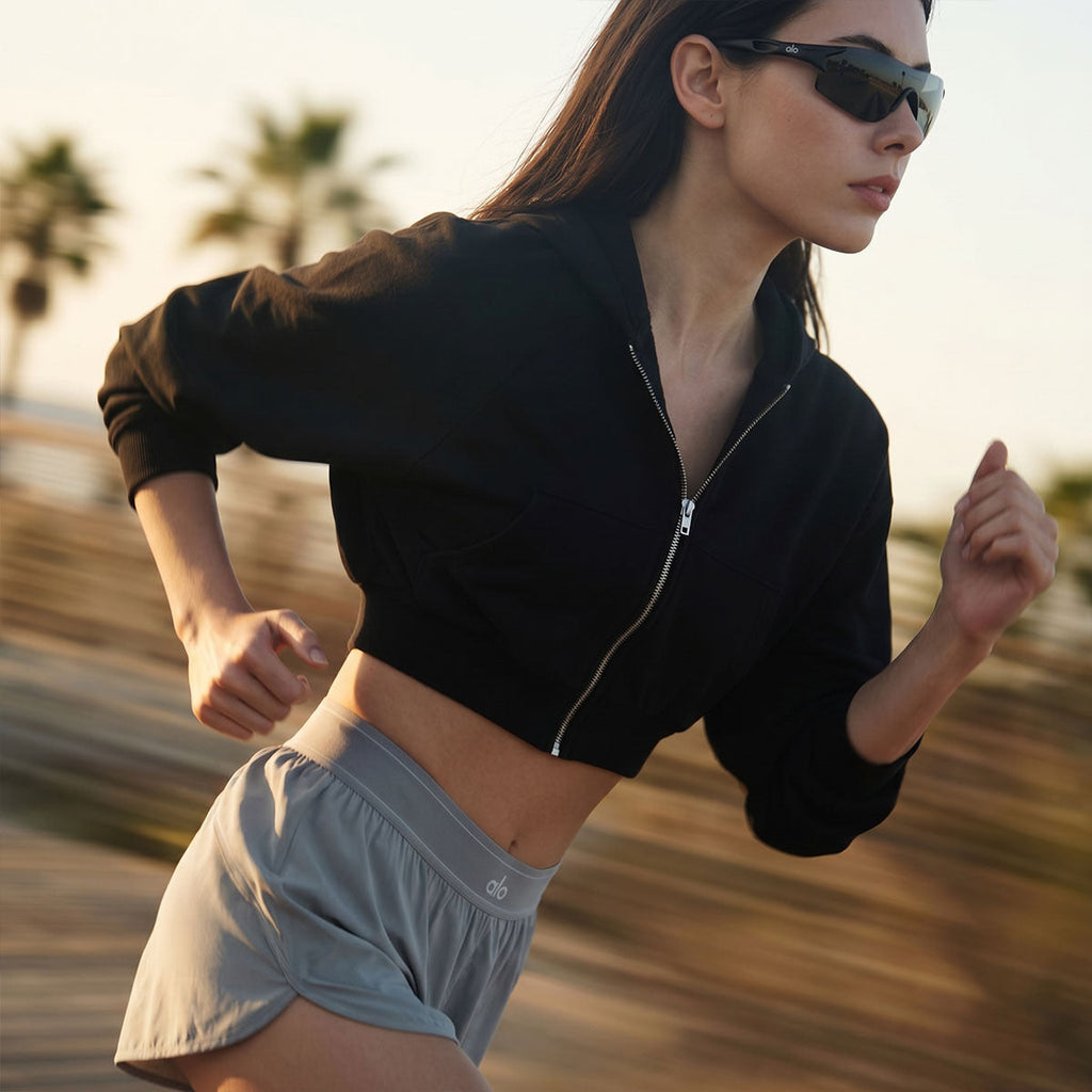 Women's Cropped Hooded Yoga Jacket – Slim Zip-Up Sports Top